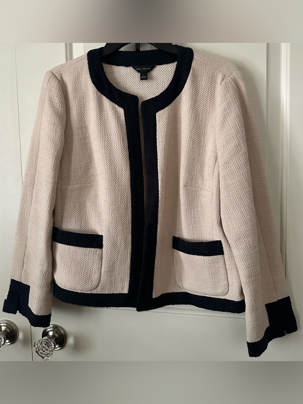 Ann Taylor Ivory Navy Trim Textured Jacket Womens Large Chanel-Inspired